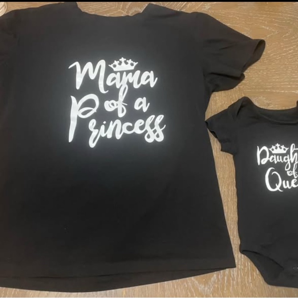 Black 'Mama of a Princess' T-Shirt and 'Daughter of a Queen' Onesie Set